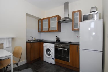 2 bed flat, 20 Woodland Terrace,, Greenbank, Plymouth, PL48NL - Image 4